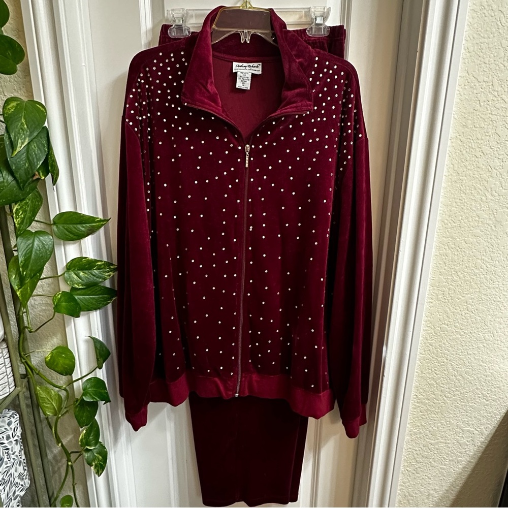 Anthony Richards Women’s Burgundy Velour Rhinestone Studded Tracksuit Size 3X